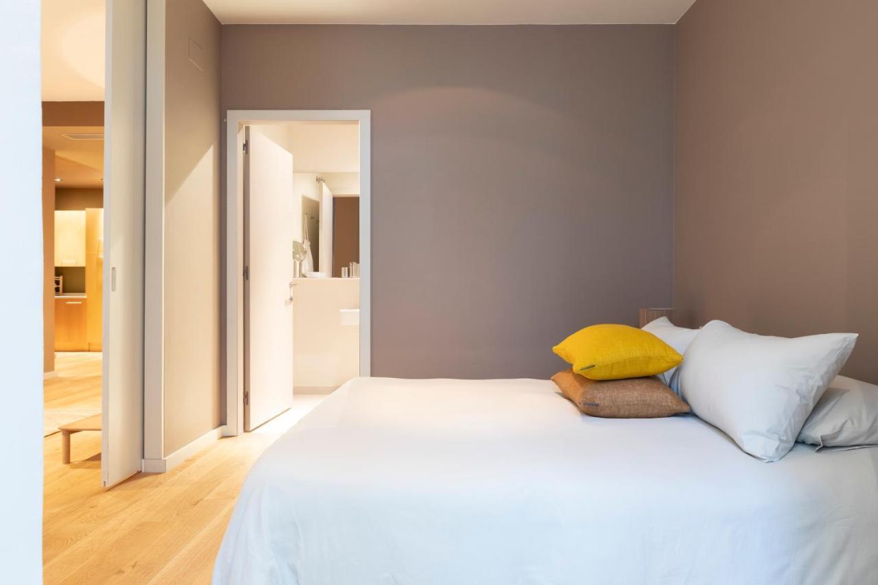 Destinationbcn Universitat Apartments บาร์เซโลนา ภายนอก รูปภาพ