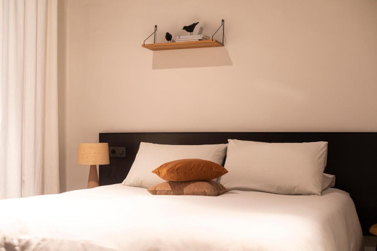 Destinationbcn Universitat Apartments บาร์เซโลนา ภายนอก รูปภาพ