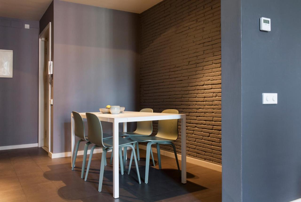 Destinationbcn Universitat Apartments บาร์เซโลนา ภายนอก รูปภาพ