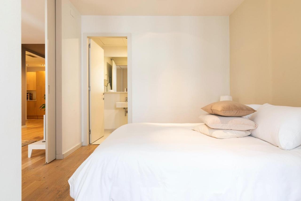 Destinationbcn Universitat Apartments บาร์เซโลนา ภายนอก รูปภาพ