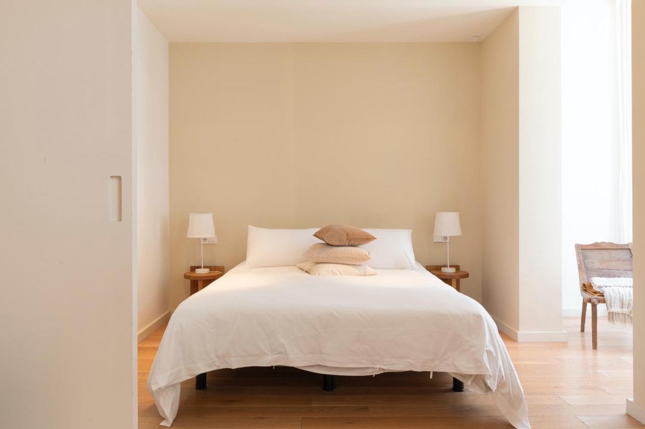 Destinationbcn Universitat Apartments บาร์เซโลนา ภายนอก รูปภาพ