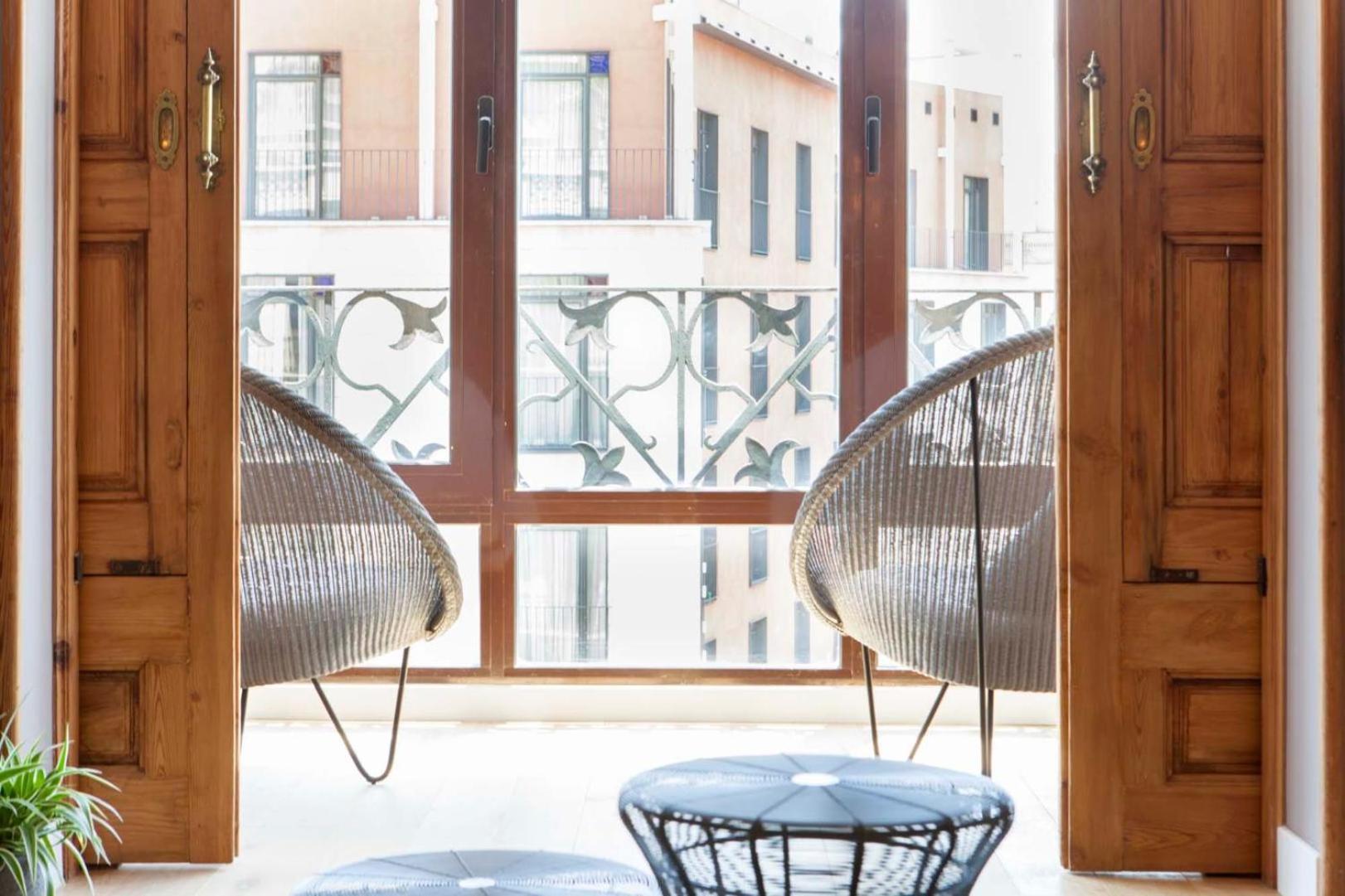 Destinationbcn Universitat Apartments บาร์เซโลนา ภายนอก รูปภาพ