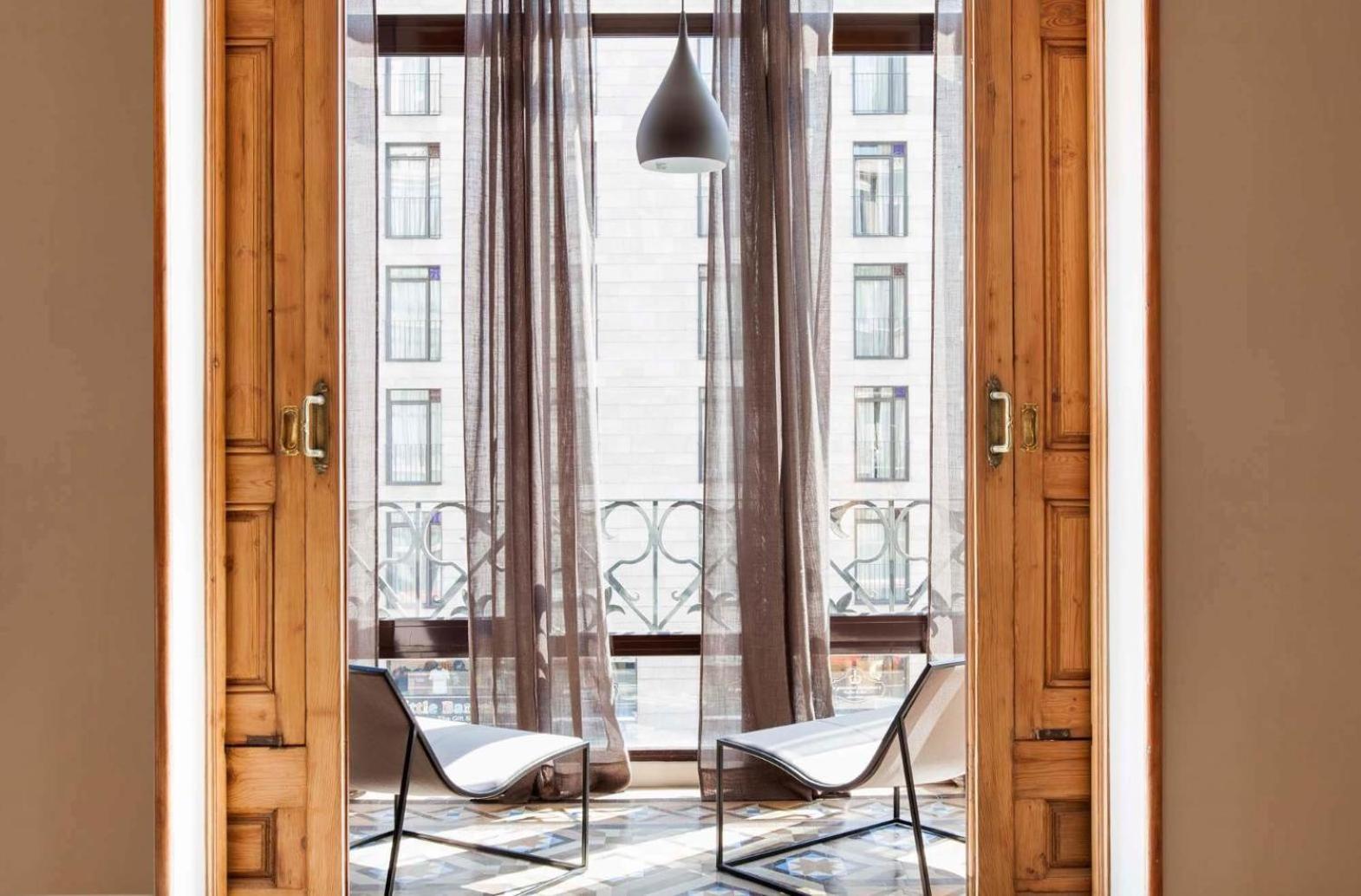Destinationbcn Universitat Apartments บาร์เซโลนา ภายนอก รูปภาพ